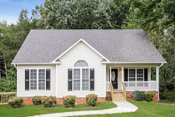 5232 Springhouse Farm Rd Winston-Salem, NC 27107